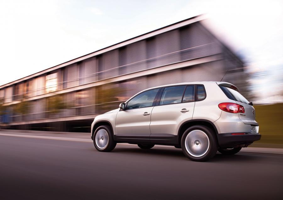  Volkswagen Tiguan 2008 года  (фото 27 из 118)